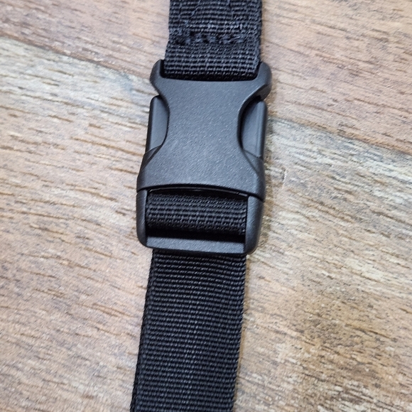 Kavu Keepalong Citrus Print Adjustable Crossbody Bag - Picture 8 of 12